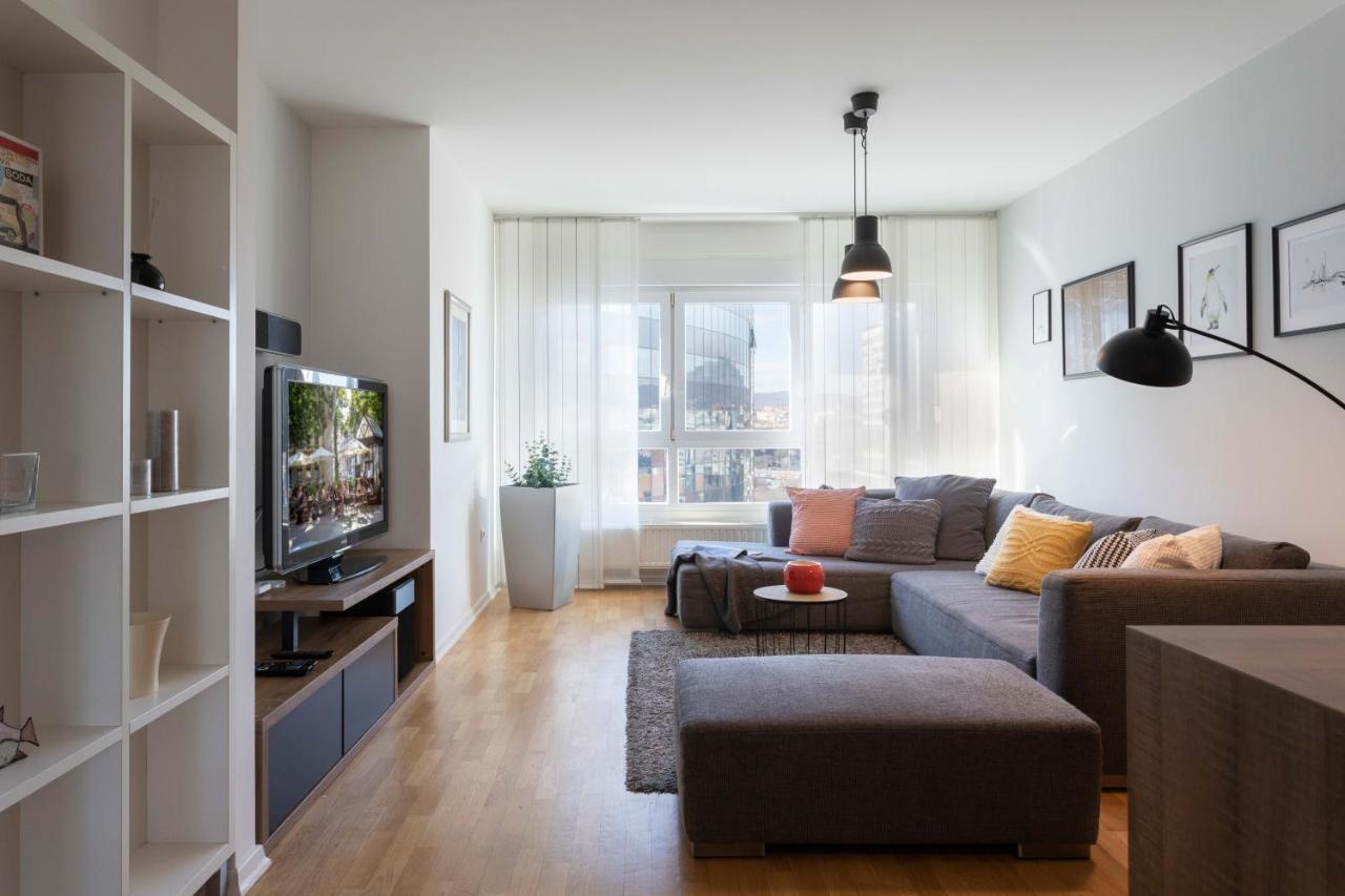 Spacious Apartment In Radnicka Business Zone - Free Parking Загреб Екстериор снимка