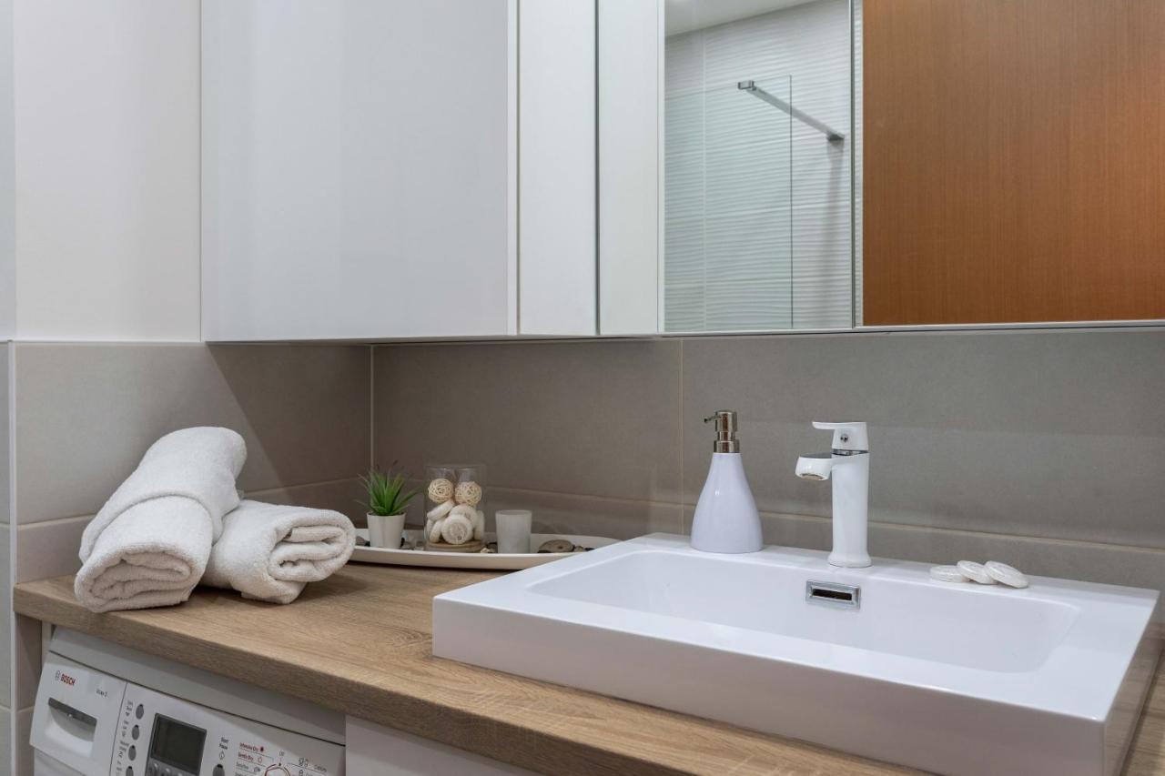 Spacious Apartment In Radnicka Business Zone - Free Parking Загреб Екстериор снимка