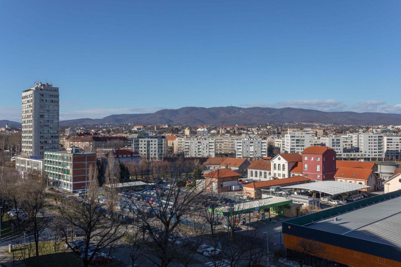 Spacious Apartment In Radnicka Business Zone - Free Parking Загреб Екстериор снимка